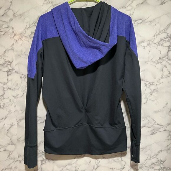 Adidas - Women's Medium Graphite & Purple Athletic Jacket - Picture 4 of 5